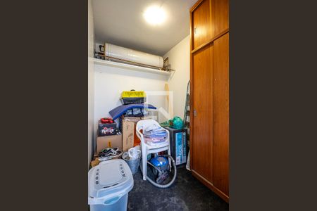 Apartamento à venda com 163m², 3 quartos e 1 vagaÁrea de Serviço - Quarto