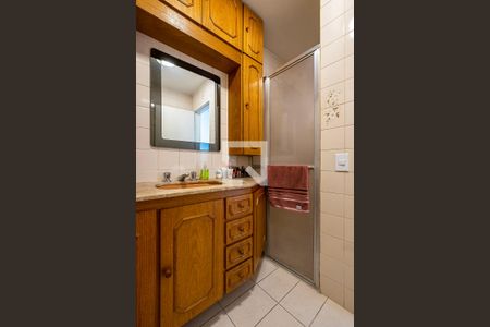 Suíte - Banheiro de apartamento à venda com 3 quartos, 163m² em Jardim Paulista, São Paulo