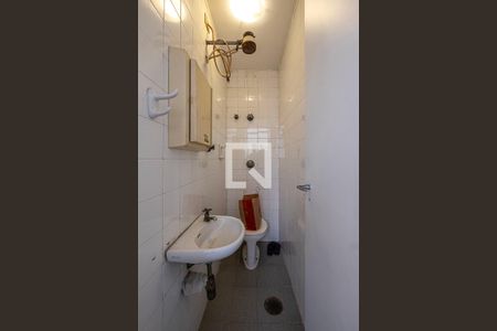 Apartamento à venda com 163m², 3 quartos e 1 vagaÁrea de Serviço - Banheiro