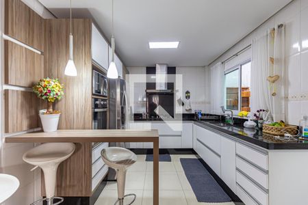 Casa à venda com 225m², 2 quartos e 3 vagasCozinha