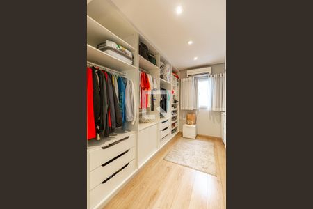 Casa à venda com 225m², 2 quartos e 3 vagasCloset da Suite