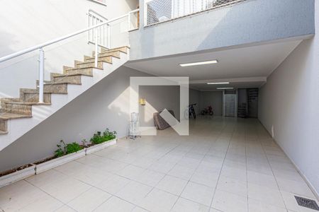 Casa à venda com 225m², 2 quartos e 3 vagasGaragem 