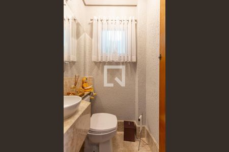Lavabo de casa para alugar com 2 quartos, 225m² em Silveira, Santo André