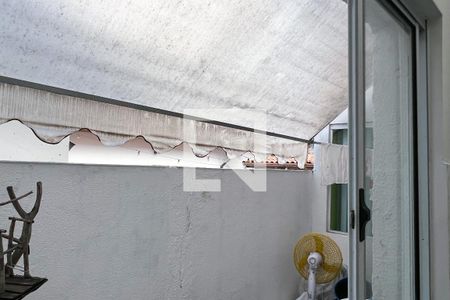 Casa à venda com 240m², 3 quartos e 1 vagaVista