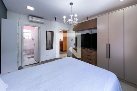 Casa à venda com 240m², 3 quartos e 1 vagaSuíte 2