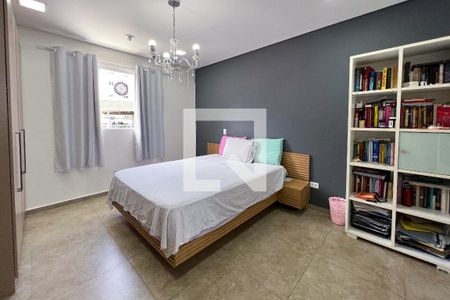 Casa à venda com 240m², 3 quartos e 1 vagaSuíte 2