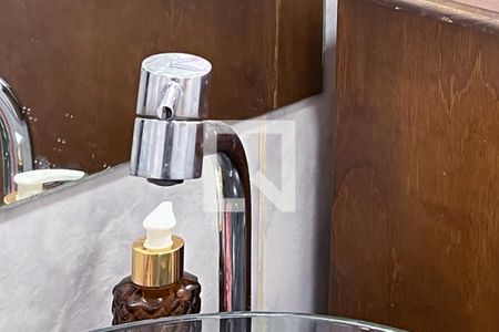 Casa à venda com 240m², 3 quartos e 1 vagaBanheiro