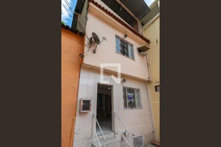 Casa para alugar com 70m², 2 quartos e sem vagaFachada