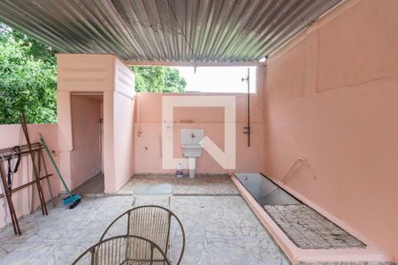 Casa para alugar com 70m², 2 quartos e sem vagaTerraço