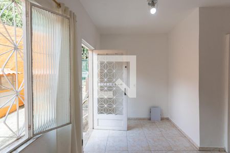 Casa para alugar com 70m², 2 quartos e sem vagaSala