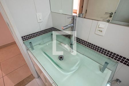 Apartamento para alugar com 67m², 2 quartos e 1 vagaBanheiro