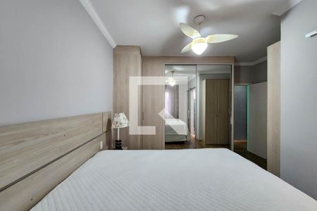 Casa à venda com 200m², 3 quartos e 2 vagas Casa à venda com 200m², 3 quartos e 2 vagasSuíte