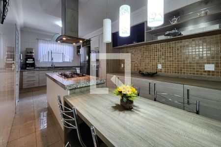 Casa à venda com 200m², 3 quartos e 2 vagas Casa à venda com 200m², 3 quartos e 2 vagasCozinha