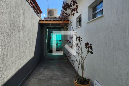 Casa à venda com 200m², 3 quartos e 2 vagas Casa à venda com 200m², 3 quartos e 2 vagasQuintal