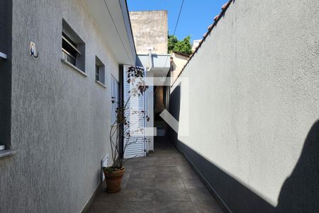 Casa à venda com 200m², 3 quartos e 2 vagas Casa à venda com 200m², 3 quartos e 2 vagasQuintal
