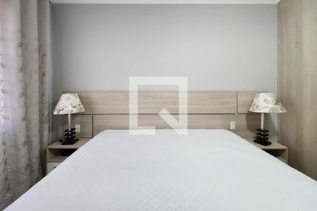 Casa à venda com 200m², 3 quartos e 2 vagas Casa à venda com 200m², 3 quartos e 2 vagasSuíte