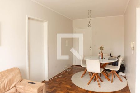 Sala de apartamento à venda com 1 quarto, 45m² em Petrópolis, Porto Alegre