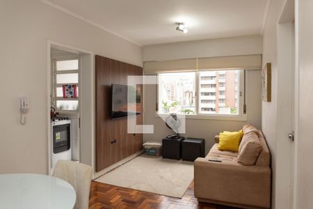 Sala de apartamento à venda com 1 quarto, 45m² em Petrópolis, Porto Alegre