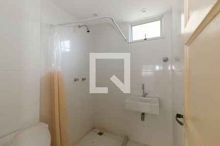 Apartamento para alugar com 68m², 2 quartos e sem vaga Apartamento para alugar com 68m², 2 quartos e sem vagaBanheiro Corredor