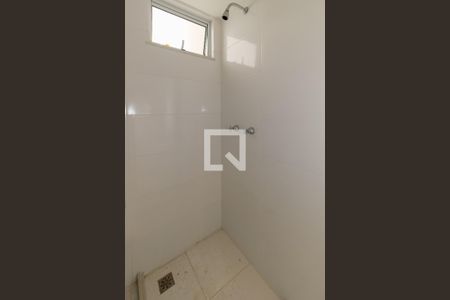 Apartamento para alugar com 68m², 2 quartos e sem vaga Apartamento para alugar com 68m², 2 quartos e sem vagaBanheiro da Suíte
