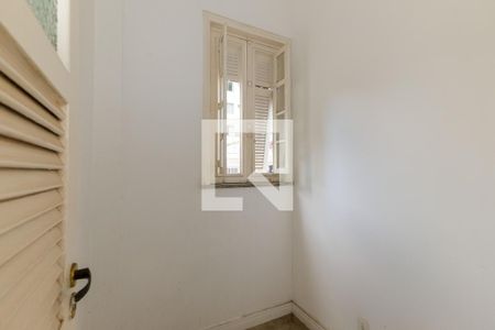 Quarto de Serviço de apartamento para alugar com 2 quartos, 68m² em Grajau, Rio de Janeiro