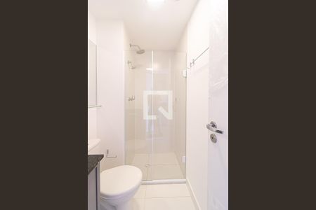 Banheiro de apartamento para alugar com 1 quarto, 25m² em Perdizes, São Paulo