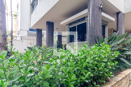 Apartamento para alugar com 165m², 3 quartos e 1 vagaFachada