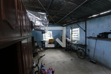 Garagem de casa à venda com 3 quartos, 359m² em Amazonas, Contagem
