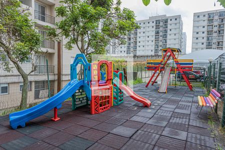 Apartamento para alugar com 50m², 2 quartos e 1 vaga Apartamento para alugar com 50m², 2 quartos e 1 vagaÁrea comum - Playground