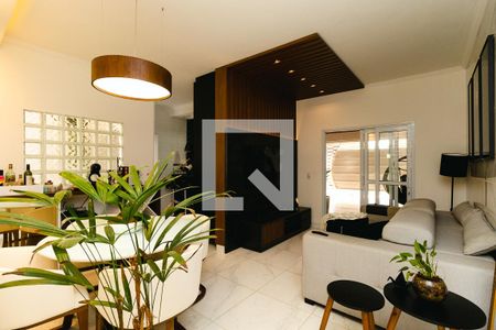 Sala de casa à venda com 2 quartos, 108m² em Jardim das Tulipas, Jundiaí
