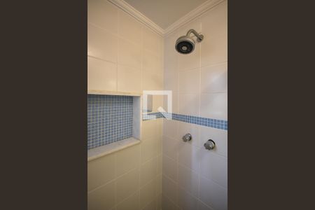 Apartamento para alugar com 105m², 2 quartos e 2 vagasChuveiro do banheiro