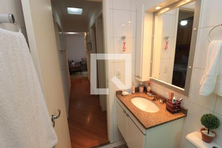 Apartamento à venda com 85m², 3 quartos e 2 vagasBanheiro Social