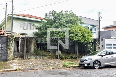 Casa à venda com 276m², 5 quartos e 5 vagasCasa