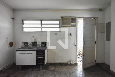 Casa à venda com 276m², 5 quartos e 5 vagasCozinha