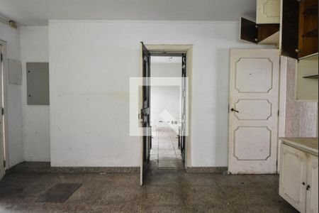 Casa à venda com 276m², 5 quartos e 5 vagasCozinha