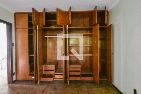 Casa à venda com 276m², 5 quartos e 5 vagasQuarto 03