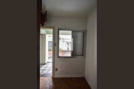 Casa à venda com 276m², 5 quartos e 5 vagasQuarto de Serviços