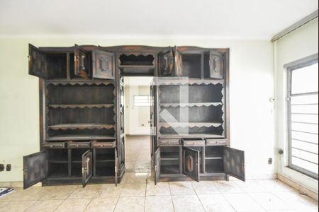 Casa à venda com 276m², 5 quartos e 5 vagasSala 02