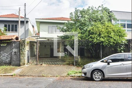 Casa à venda com 276m², 5 quartos e 5 vagasCasa
