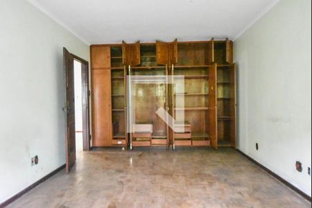 Casa à venda com 276m², 5 quartos e 5 vagasQuarto 03