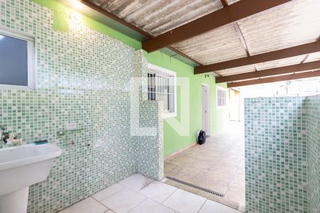 Casa para alugar com 90m², 2 quartos e 1 vagaÁrea de serviço