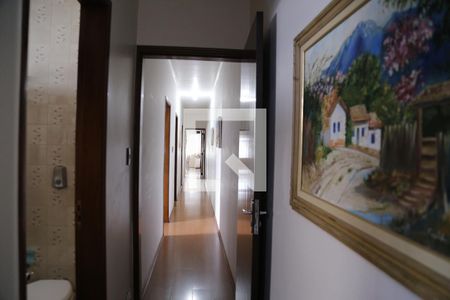 Casa para alugar com 278m², 3 quartos e 4 vagasCorredor