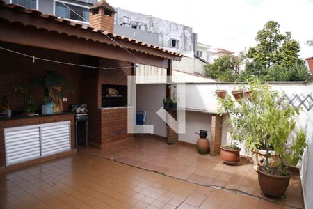 Casa para alugar com 278m², 3 quartos e 4 vagasÁrea comum - Churrasqueira