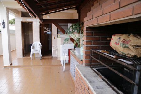 Casa para alugar com 278m², 3 quartos e 4 vagasÁrea comum - Churrasqueira