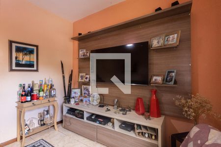 Sala de casa à venda com 2 quartos, 260m² em Vila Granada, São Paulo