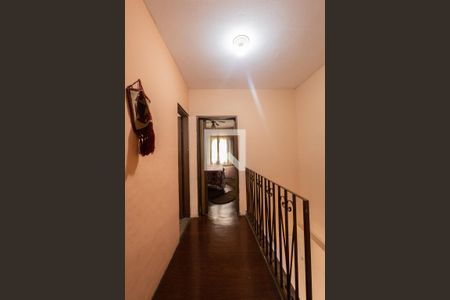 Corredor de casa à venda com 2 quartos, 260m² em Vila Granada, São Paulo