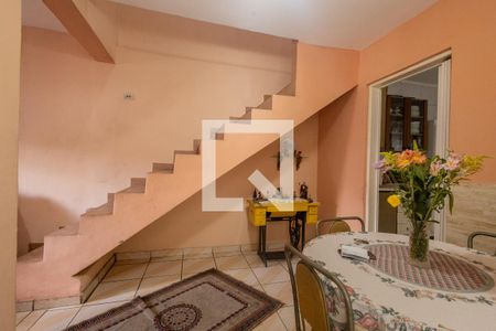 Casa à venda com 260m², 2 quartos e 8 vagasCopa