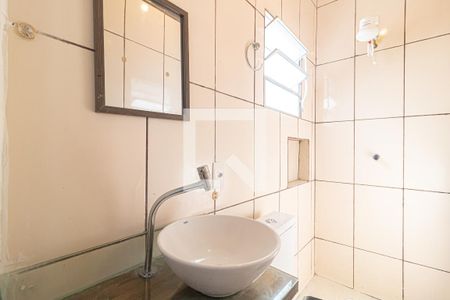 Banheiro de casa para alugar com 1 quarto, 28m² em Pompeia, São Paulo