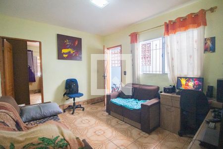 Sala de casa à venda com 3 quartos, 200m² em Vila Nova Carolina, São Paulo