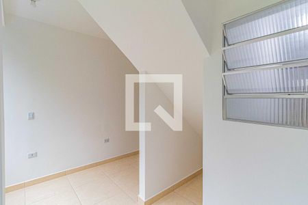 Sala de casa para alugar com 2 quartos, 100m² em Jardim das Esmeraldas, São Paulo